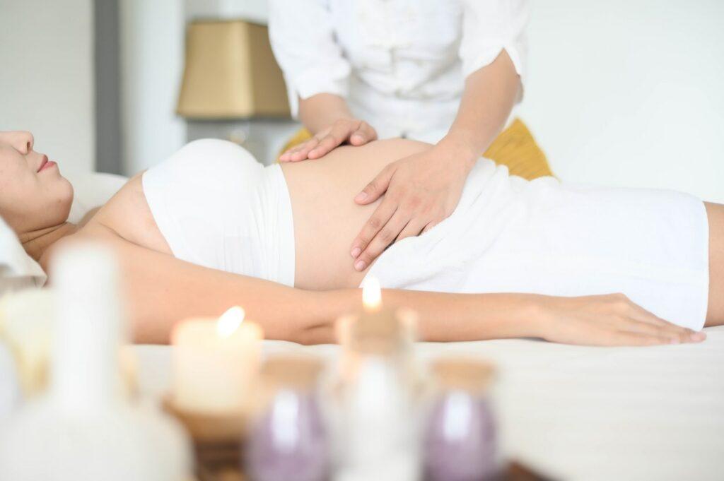 HOME MASSAGE THERAPY DURING THE SECOND TRIMESTER